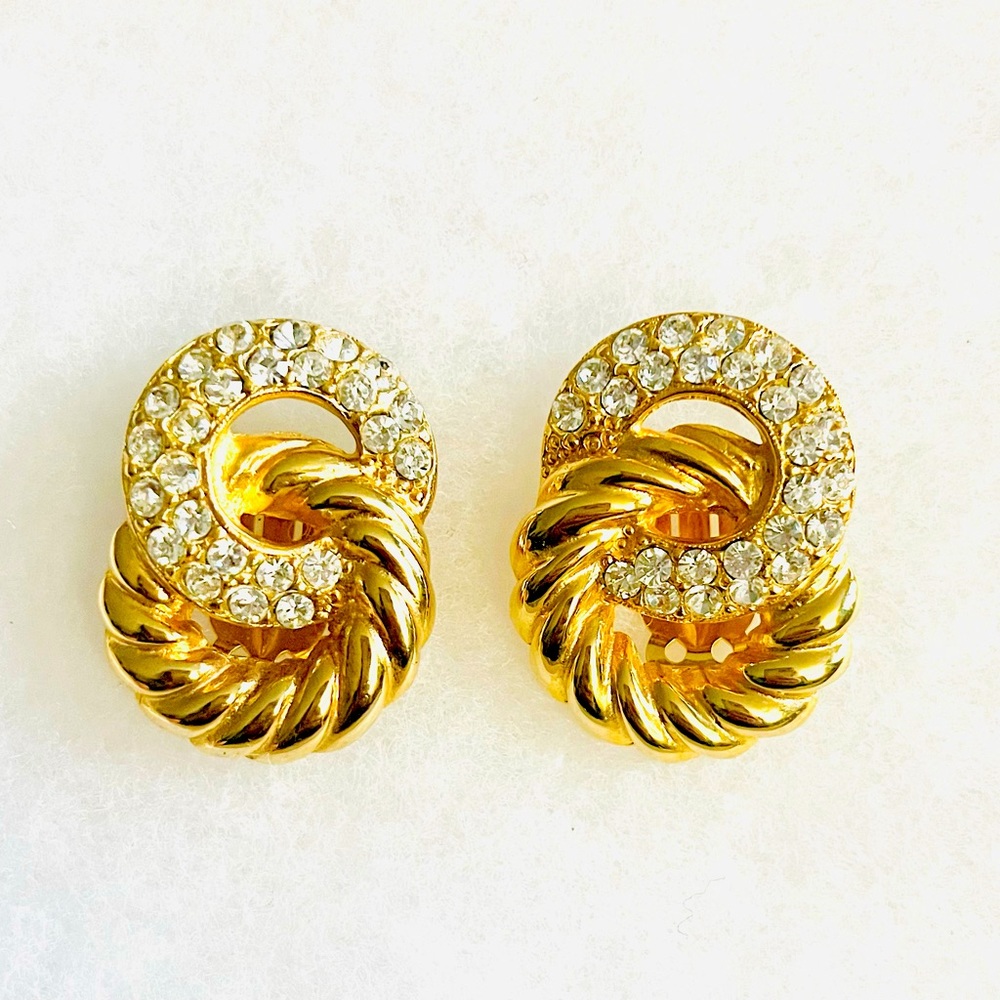Vintage Gay Boyer Clip Earrings